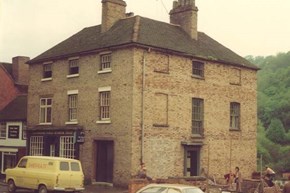 ironbridge-history-closeby1970-600x400