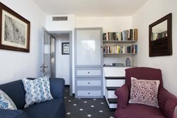 Casademar-interior-sittingroom-600x400