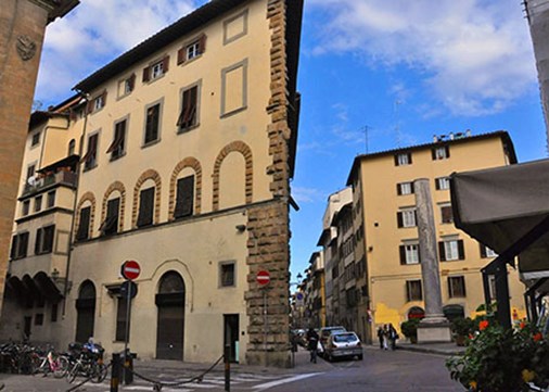 Casaguidi-exterior-main-450x321