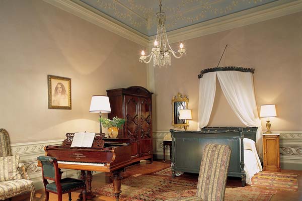 Casa Guidi bedroom