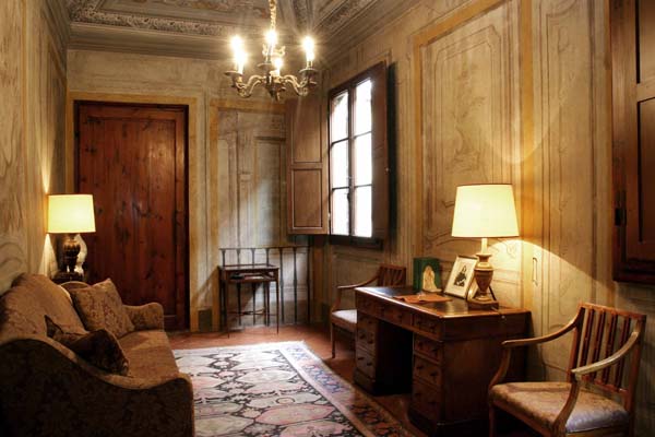 Casa Guidi hallway