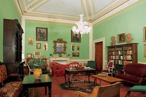 casaguidi-interior-sittingroom-600x40