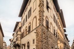 casa-guidi-external-main-600x400