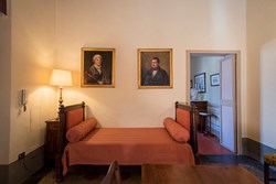 piazza-interior-diningroom3-600x400