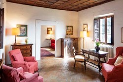 Santantonio-interior-lounge-600x400