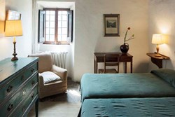 santantonio-interior-twinbedroom2-600x400