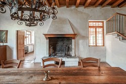 villa-saraceno-interior-diningroom2-600x400