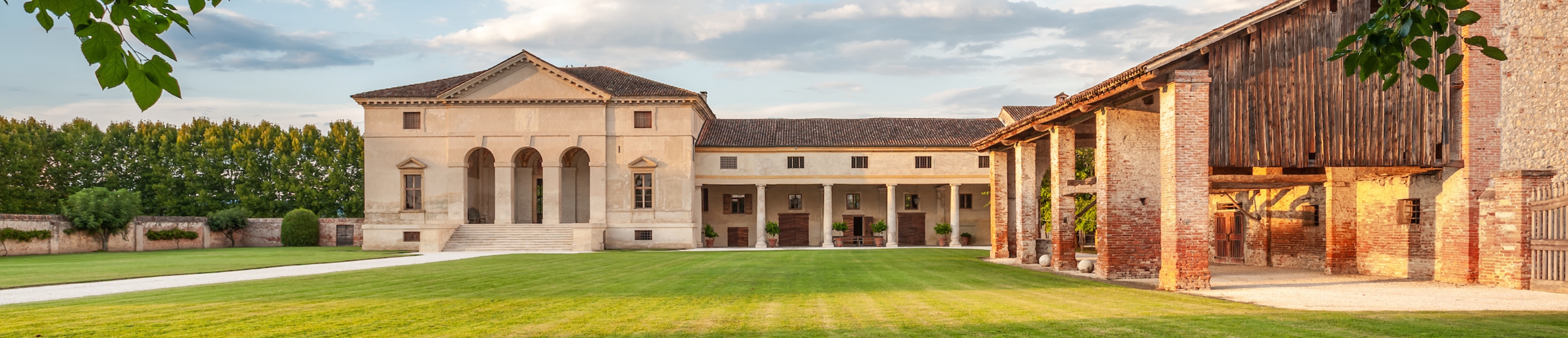villa-saraceno-hero-3200x690