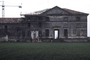 Villasaraceno-restoration-crane-600x400