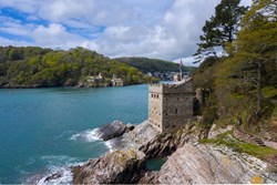Kingswear ext 1200x800