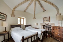 Kingswear twin1200x800