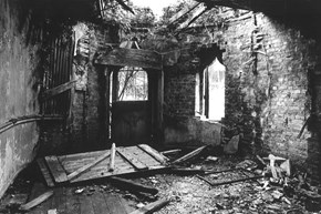 knowlehill-restoration-guttedinterior-600x400