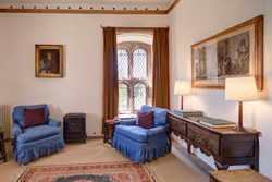 laughton-place-interior-sittingroom-600x400