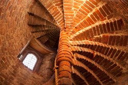 laughtonplace-interior-stairs-600x400