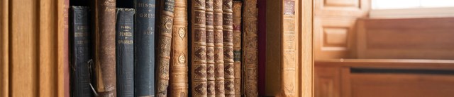 library-interior-books-1600x345