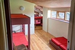 llwyn-celyn-bunkhouse-carousel-7-600x400