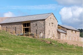 llwyn-celyn-threshing-barn-carousel-600x400-1