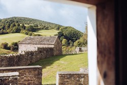 Llwyn Celyn ext view from door 1200x800