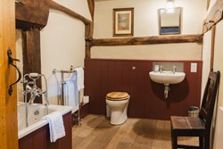 Llwyn Celyn int annexe bathroom 1200x800