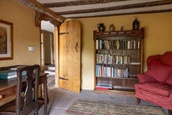 Llwyn Celyn int reading room with door1200x800