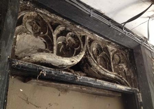 LLwyncelyn-interior-doorcarving-450x321