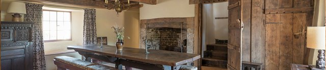 llwyncelyn-interior-diningroom-1600x345-min