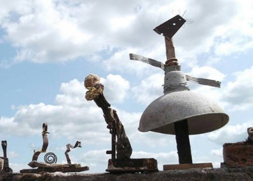 llwyncelyn-artists-sculpture-450x321
