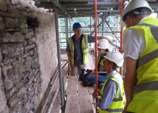 llwyncelyn-restoration-gable-450x321