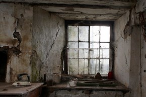 llwyncelyn-interior-restoration-600x400