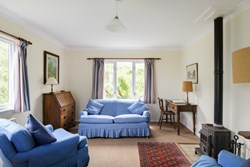 Bramble-Villa-west-interior-sittingroom-600x400