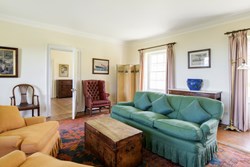 Government-House-interior-sittingroom3-600x400