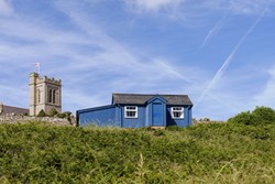Old-School-exterior-view-with-church-600x400