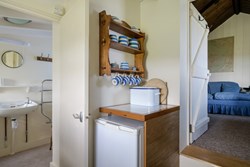 Old-School-interior-kitchen2-600x400