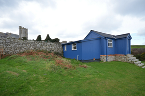 lundy-oldschool-exterior-church-600x400