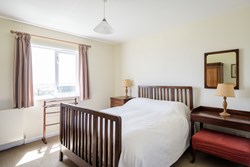 The-Quarters-interior-double-600x400