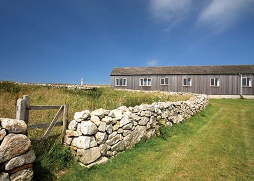 Lundy-quarters-main-450x321