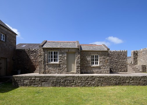 Radio-Room-exterior-main-450x321
