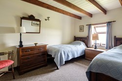 big-st-johns-interior-twin-600x400