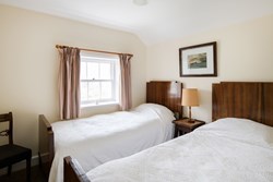 Stonycroft-interior-twin-600x400