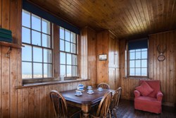 Tibbetts-interior-sittingrooom2-600x400