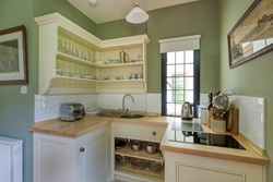Lynch Lodge kitchen