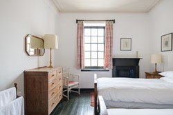 Mackintosh Building twin room 1200x800