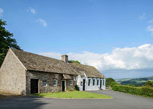 Maesyronnen-Exterior-main-450x321
