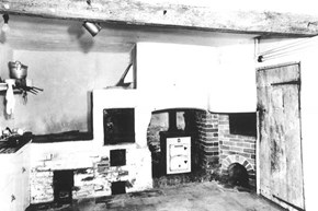 ManorFarm-restoration-guttedkitchen-600x400