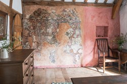 Margells int painted wall 1200x800