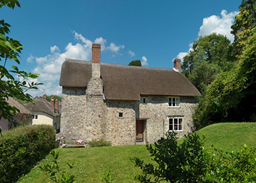 Margells-exterior-main-450x321