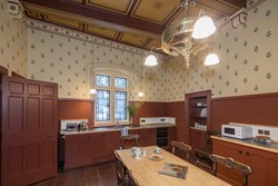 Mayor's Parlour kitchen 1200x800