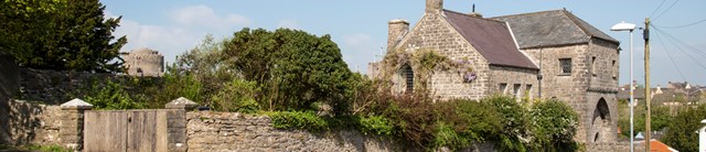 MonktonOldHall-exterior-front-1600x345