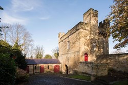 Morpeth Castle exterior courtyard 1200x800