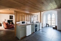 morpethcastle-interior-kitchen-600x400